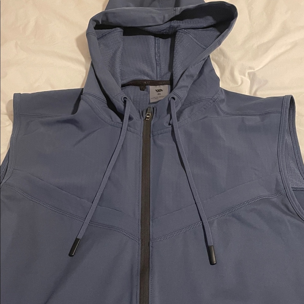 VRST Men's Blue Hooded Golf Vest w/ pockets